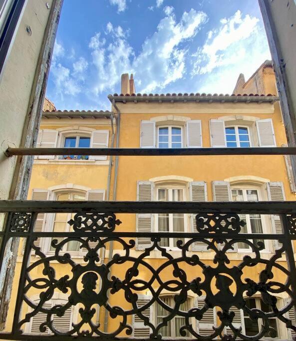 Appartement Votre Pied-a-terre A T3 Cosy A Deux Pas Du Vieux-port